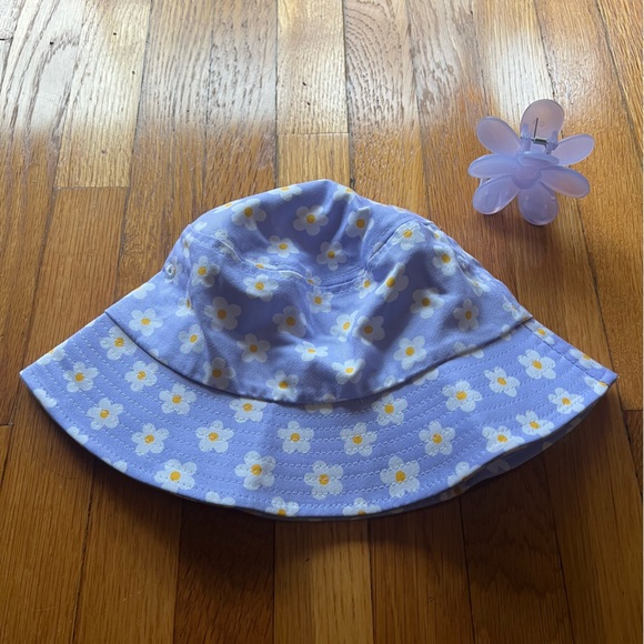 NWT Lilac floral bucket hat + flower claw hair clip, daisies, purple - Picture 2 of 4